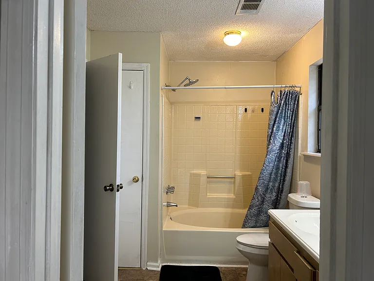 954 Unadilla Trl — Photo 10