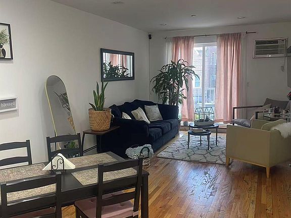 4th image of 6728 48th Avenue