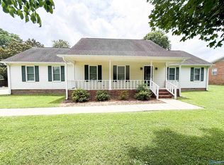 109 Bates St, Athens, AL 35611