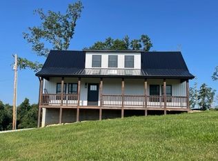 11597 Climax Rd, McKee, KY 40447