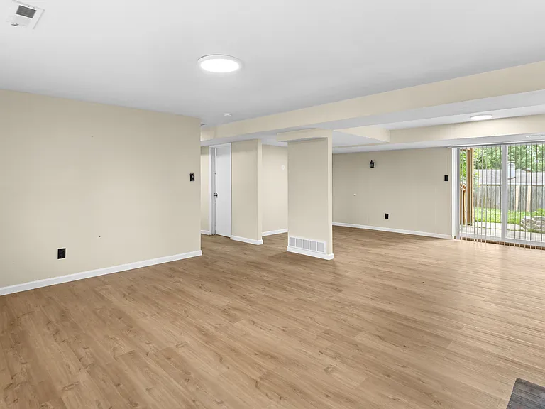 378 Novara Dr — Photo 19