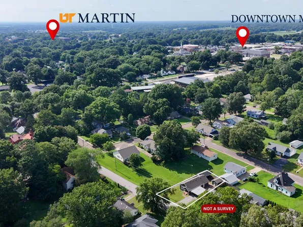 110 McGill St, Martin, TN 38237