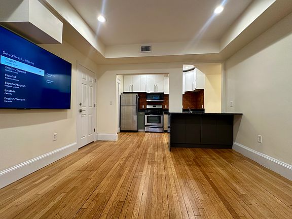2nd image of 69A Babcock St #1