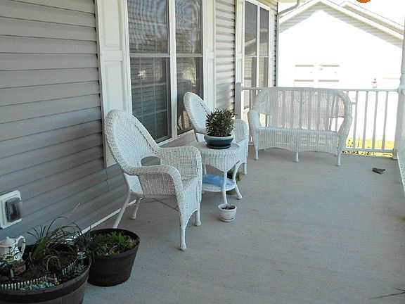 3-Front Porch