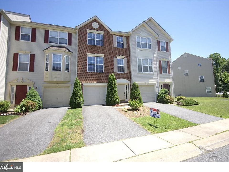 1st image of 13 Dolmen Ln