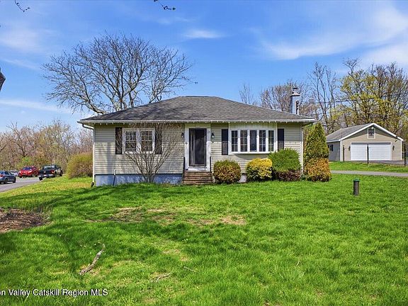 3rd image of 17 Doty Avenue