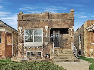 1302 Elmwood Ave, Berwyn, IL 60402