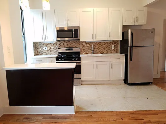 Rented by The Syper Group | media 29