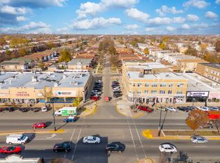 6322 Cermak Rd APT 3, Berwyn, IL 60402