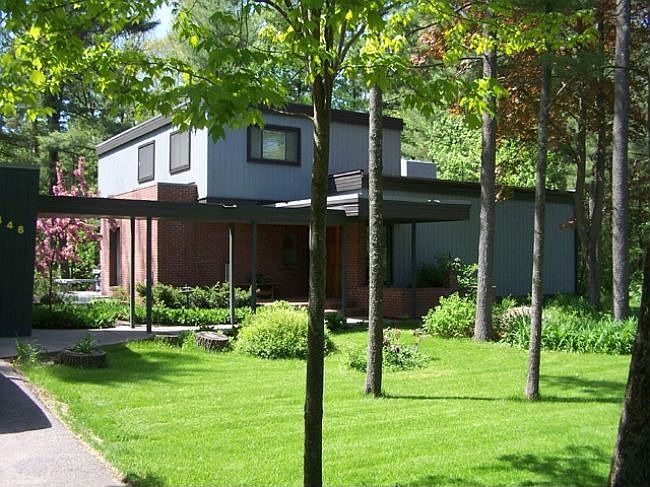 1st image of 446 Brentwood Dr