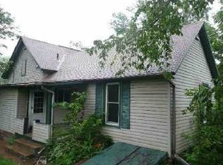 240 W Rio St, Rio, WI 53960