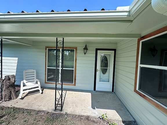 3rd image of 1189 Centerview Rd