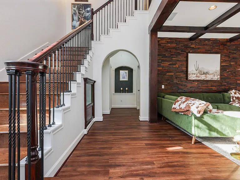 1904 Stonegrove Ct — Photo 8