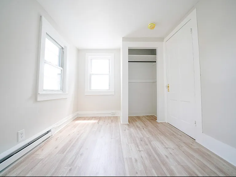 4 Foster Ct #4 — Photo 4