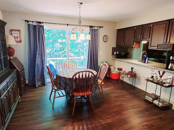 3rd image of 484 Barkwood Dr NW #484