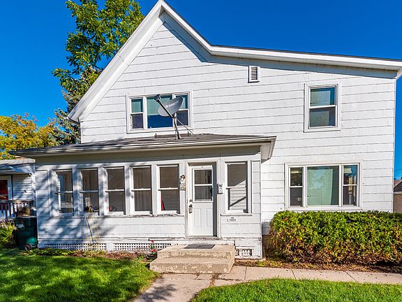 3rd image of 132 E Walters St #134