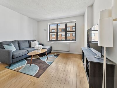 516 W 47th St APT S6l, New York, NY, 10036
