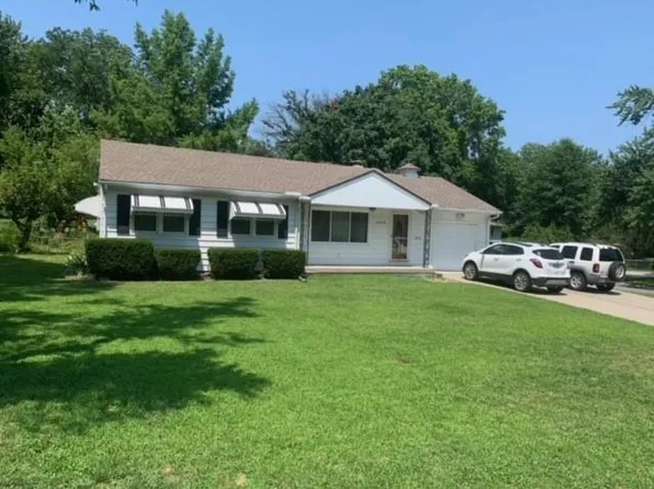 10808 E 62nd Ter, Raytown, MO 64133