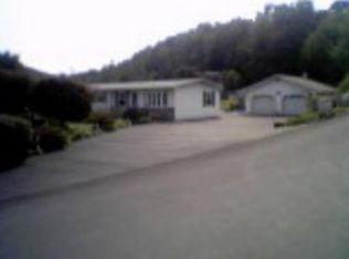 8 Woodland Dr, Brookville, PA 15825
