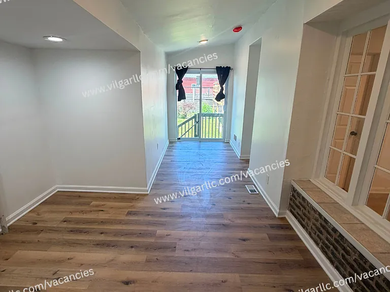3934 Evergreen St — Photo 25
