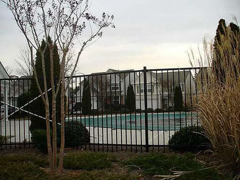 908 Wendlebury Ct — Photo 46