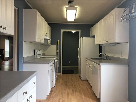 4th image of 1172 Sandalwood Dr