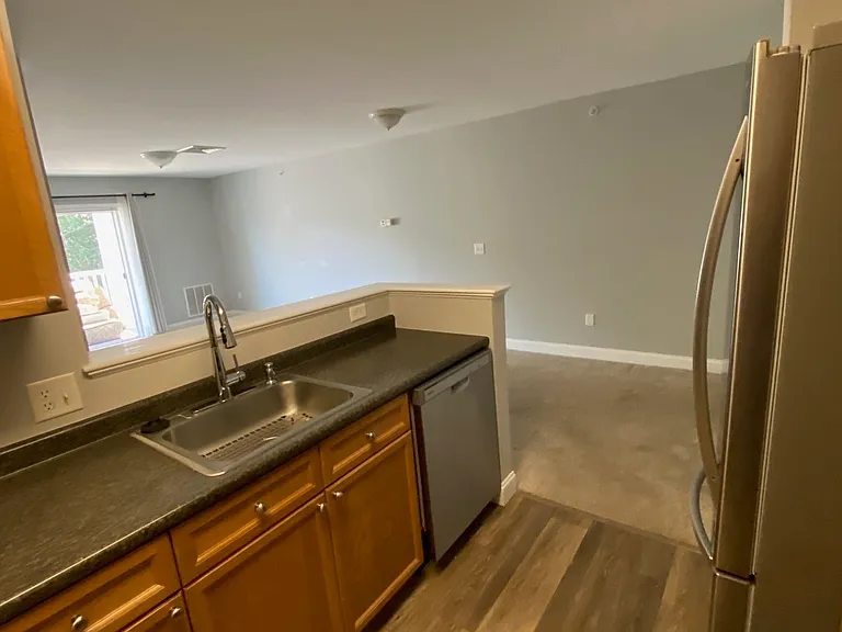 122 Coliseum Ave #401 — Photo 3