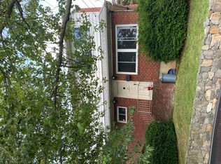 25 Havenwood Rd, Staten Island, NY 10301