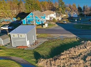5046 Honeymoon Bay Rd, Freeland, WA 98249