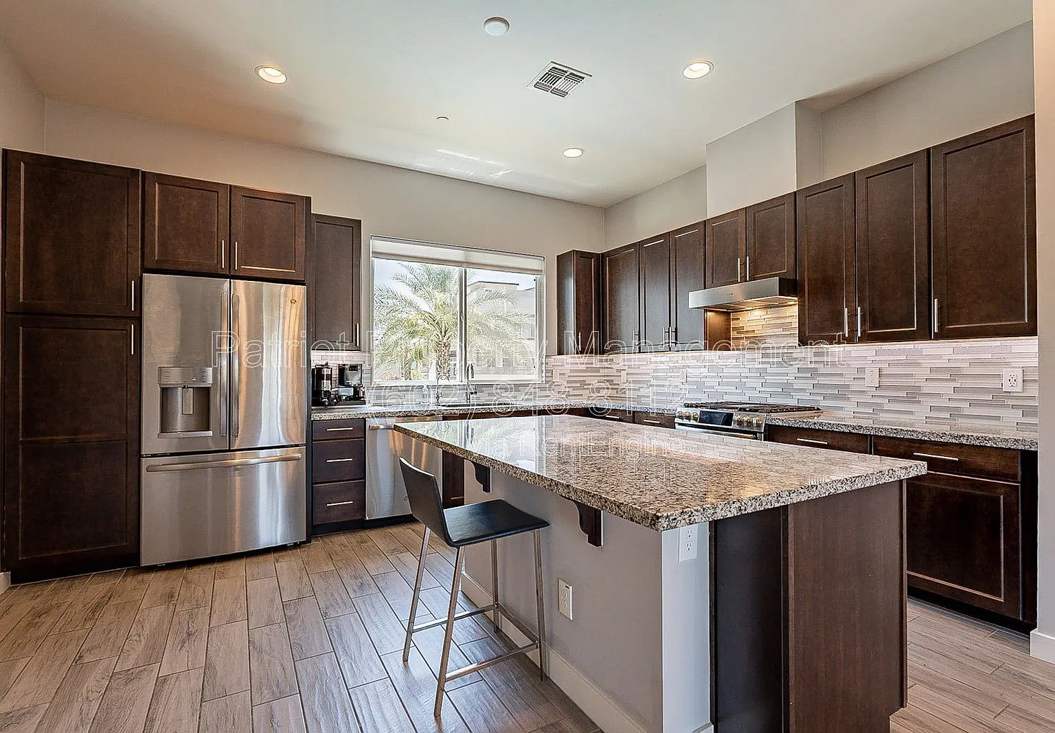 3 bed, 3.0 bath, 2273 sqft, $3,400 — Photo 1