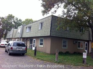 637 13th St S APT 27, Hudson, WI 54016