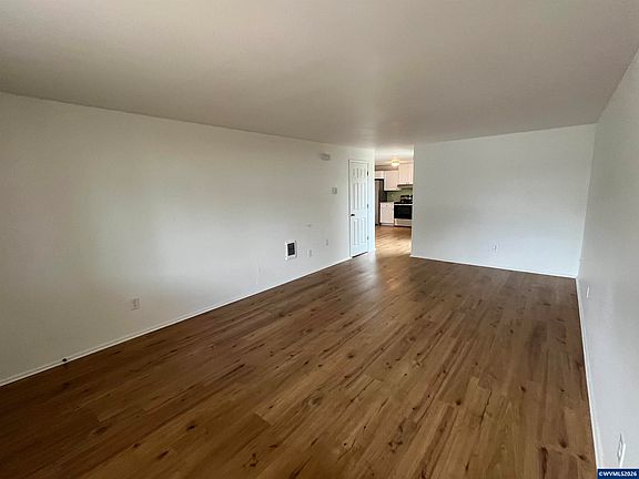 5th image of 410 & 412 SW 20th Ave