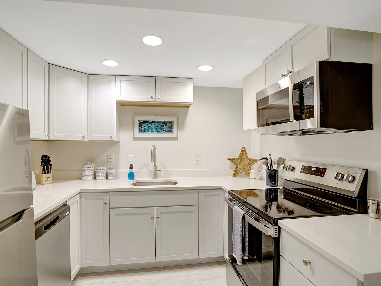 4203 Pickering Pl — Photo 1