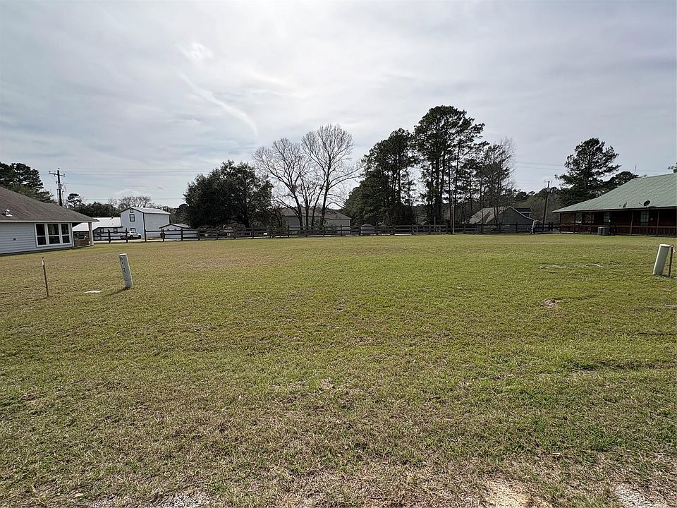 2nd image of 8 Oakland Ct Lot 4