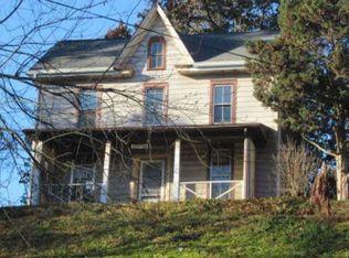 913 Easton Rd, Riegelsville, PA 18077