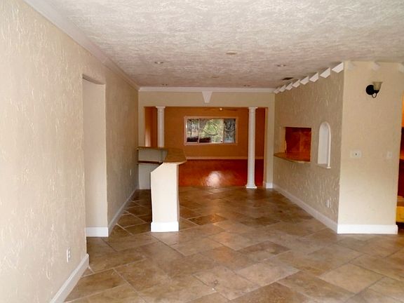 2nd image of 18 Coquina Blvd