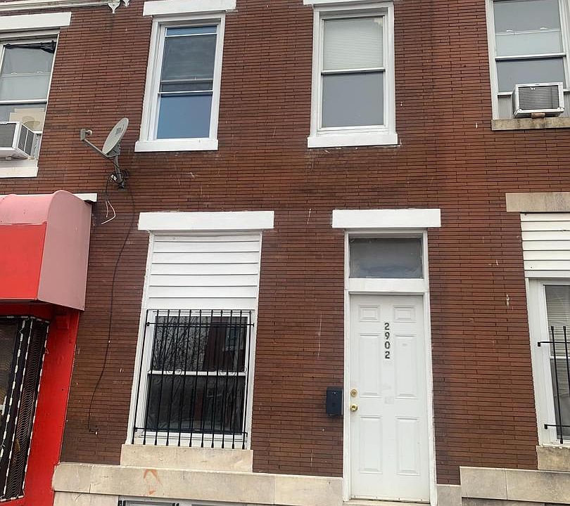 1st image of 2902 E Monument St