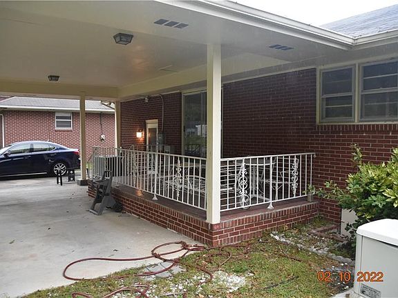 5th image of 104 S Mary Peake Blvd