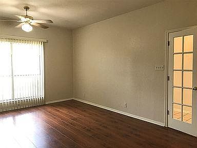 4th image of 11513 Kempwood Dr