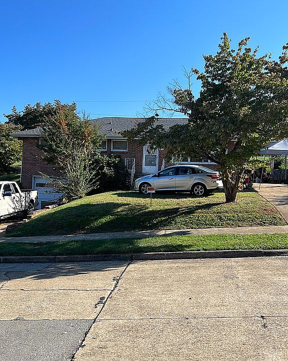 2nd image of 1017 Whippoorwill Ln