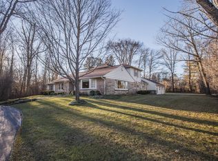 7801 N Club Cir, Fox Pt, WI 53217