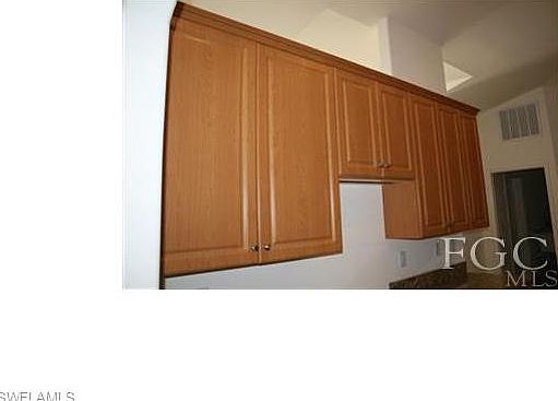 5th image of 2614 NW 22nd Ter