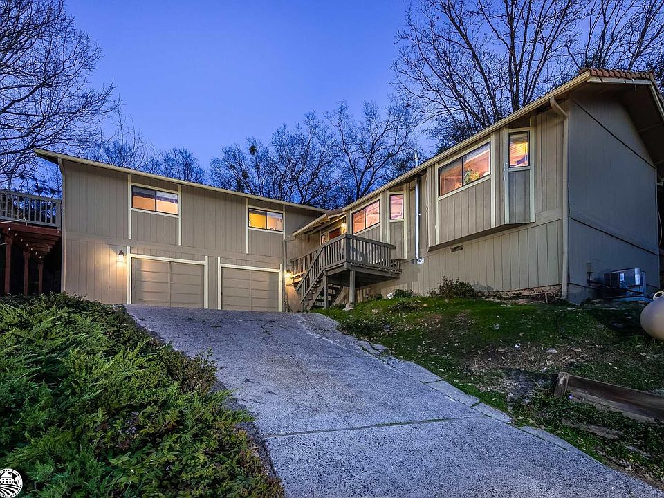 1st image of 21853 Feather River Dr