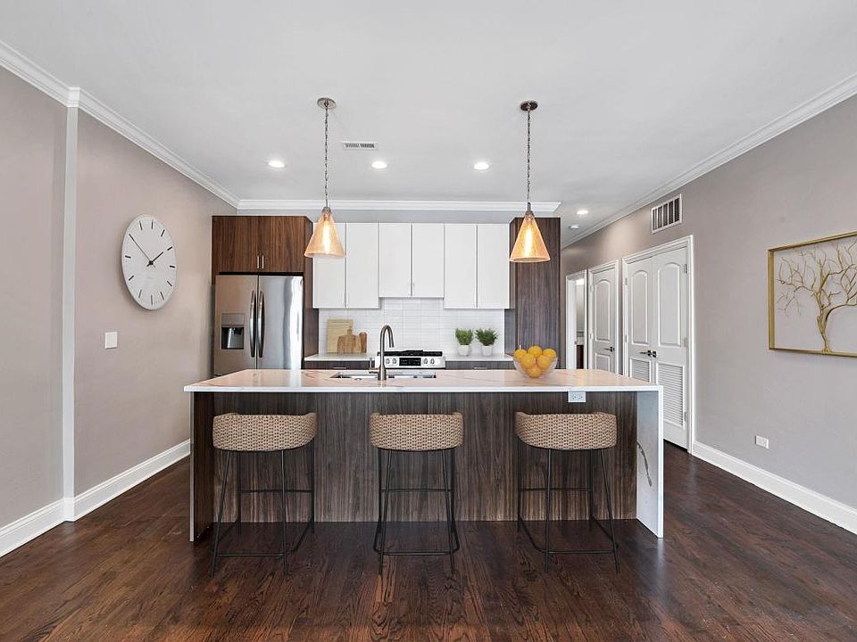 3x2RR - Kitchen
