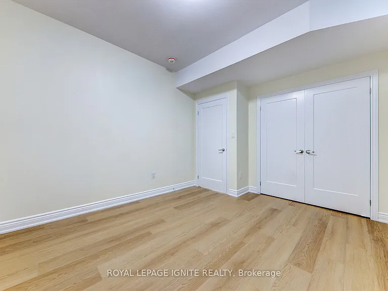17 Winthrop Cres #BASEMENT — Photo 18