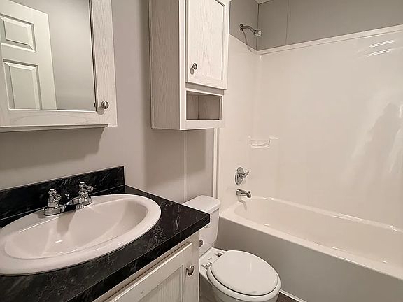 5th image of 261 Hunters Rill #261A