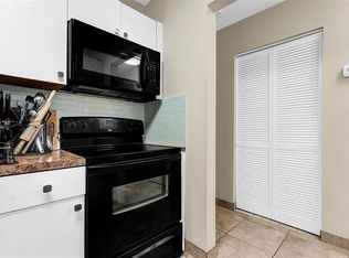 121 NW 7th Ave #0, Dania, FL 33004