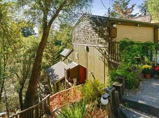 2259 Mastlands Dr, Oakland, CA 94611