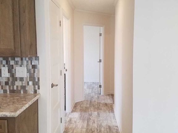 5th image of 4041 Roberts Way #6KDS94