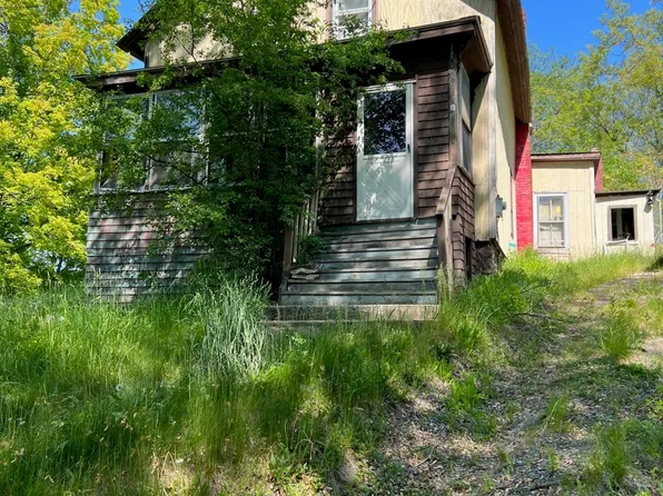 4-6 Benjamin Street, Whitehall, NY 12887